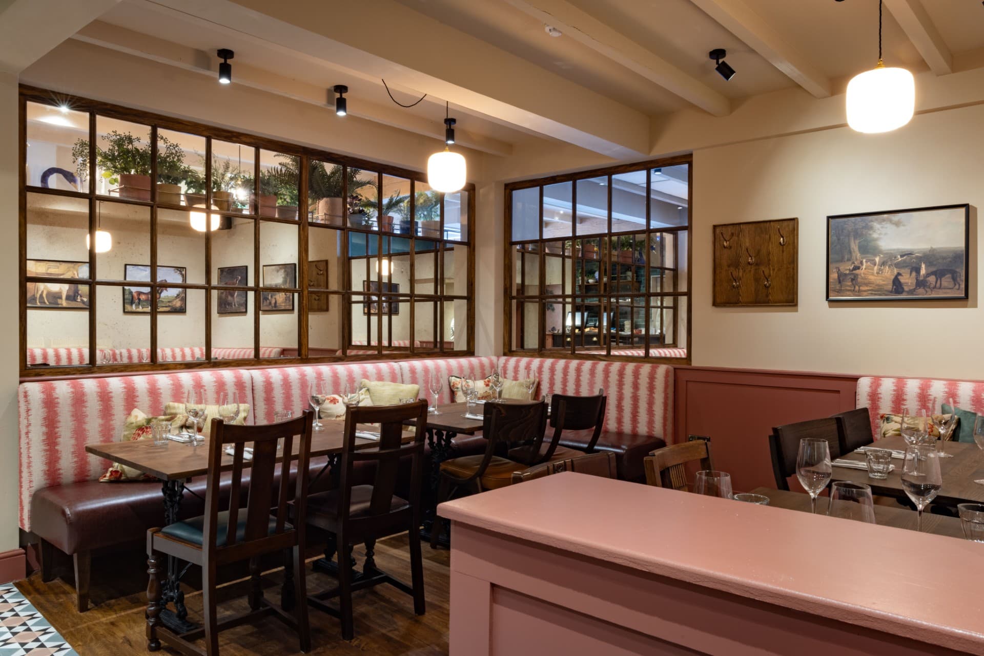 the-black-swan-henleyinarden-the-alcove