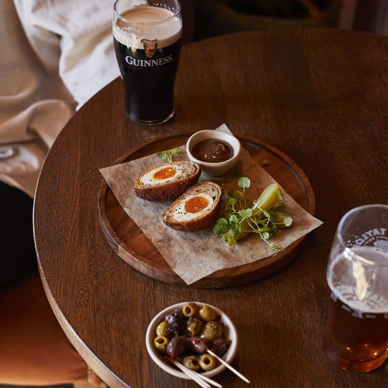 Cover Image for The Black Swan Bar Menu