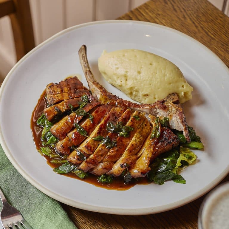 Cover Image for Our à la carte menu at The Black Swan